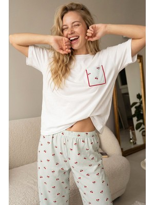 Siyah İnci Yeşil Ekose Kareli Üst Ekru Cep Nakışlı Ince Soft Örme Pijama Takımı 8041