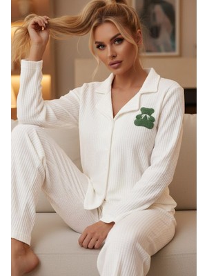 Siyah İnci Beyaz Ayıcık Nakışlı Yumuşak Kışlık Düğmeli Waffle Örme Pijama Takım 7988