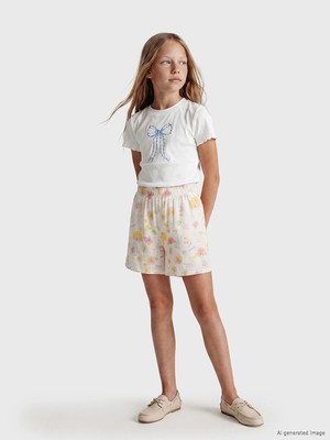 Lc Waikiki Yeni Sezon Beli Lastikli Regular Fit Kız Çocuk Şort