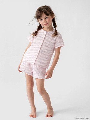 Lc Waikiki Yeni Sezon Bisiklet Yaka Kız Çocuk Şortlu Pijama Takımı