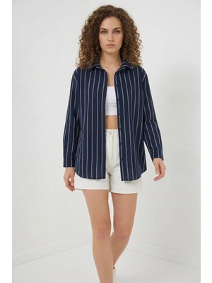 Moda Molası Kadın Oversize Çizgili Viskon Lacivert Gömlek