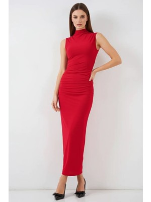 Moda Molası Kadın Yüksek Yaka Büzgülü Sıfır Kol Yırtmaç Kırmızı Elbise