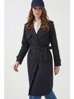 Moda Molası Kadın Kruvaze Yaka Kuşaklı Lacivert Trençkot