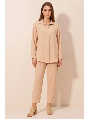 Moda Molası Kadın Gömlek Yaka Oversize Bej Ikili Takım