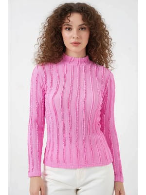 Moda Molası Kadın Yüksek Yaka Dokulu Pembe Bluz