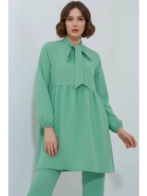 Moda Molası Kadın Fular Yaka Beli Büzgülü Mint Takım