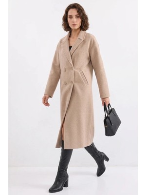 Moda Molası Kadın Klasik Yaka Standart Oversize Balıksırtı Desenli Kaşe Bisküvi Kaban