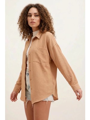Moda Molası Kadın Oversize Tek Cepli Viskon Bisküvi Gömlek
