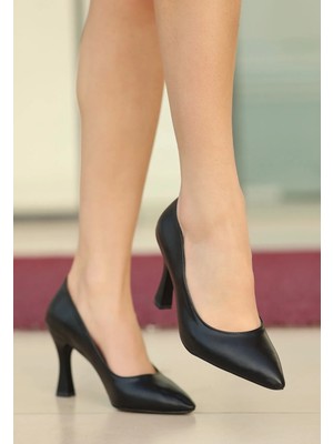 Siyah Cilt Stiletto Ayakkabı