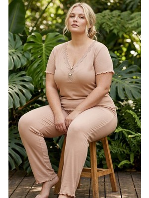 Siyah İnci Sütlükahve Dantel Detaylı Fitilli Büyük Beden Battal Boy Örme Pijama Takım 26120802