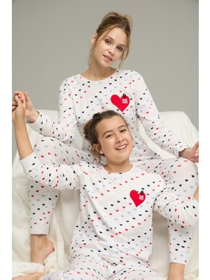 Siyah İnci Beyaz Kalp Desenli Pamuklu Bisiklet Yaka Örme Pijama TAKIM25241125