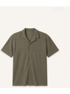 DeFacto Modern Fit Resort Yaka Krinkıl Kumaş Kısa Kollu Gömlek F0313AX26AU