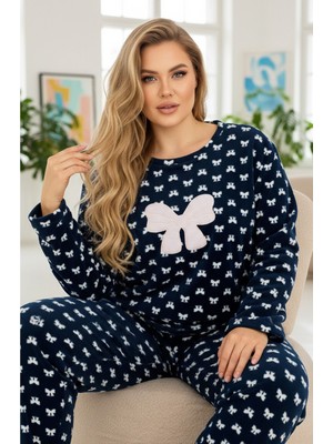 Siyah İnci Lacivert Fiyonk Desenli Nakışlı Büyük Beden Polar Kışlık Örme Pijama Takım