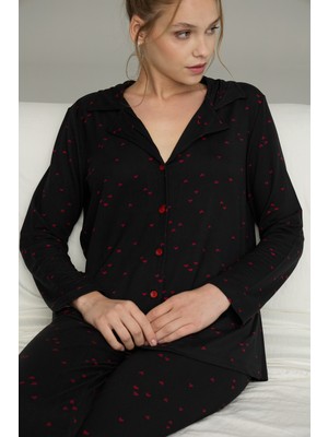 Siyah İnci Siyah Kalp Desenli Gömlek Yaka Düğmeli Milan Örme Pijama TAKIM25224015