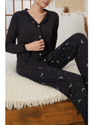 Siyah İnci Siyah Yıldız Desenli Gömlek Yaka Düğmeli Milan Örme Pijama TAKIM25224011