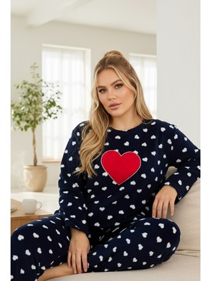 Siyah İnci Lacivert Kalp Desenli Nakışlı Büyük Beden Polar Kışlık Örme Pijama Takım