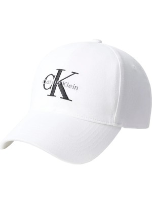 Calvin Klein Kadın / Kız Beyaz Calvin Klein Monologo Embroıdery Beyaz Erkek Şapka
