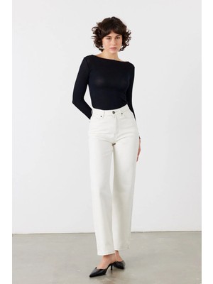 Facette Tina Straight Fit Jean Ekru