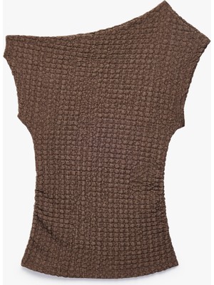Koton Asimetrik Yaka Büzgü Detaylı Slim Fit Kolsuz Bluz