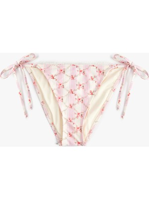 Koton Koton x Sibil Çetinkaya - Yanları Ipli Fiyonk Detaylı Çiçekli Bikini Alt
