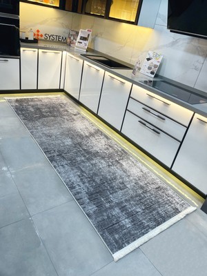 Brillant Kaymaz Taban Saçaklı Koridor Mutfak Salon Kesme Yolluk Halı - Gri