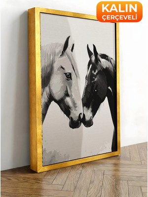 Zestia Gold Çerçeveli Kanvas Tablo At Sevgisi – Siyah Beyaz Premium Seri No 112564