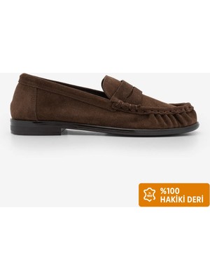 Marjin Kadın Hakiki Deri Oval Burun Makosen Dikişli Büzgülü Loafer Günlük Ayakkabı Lefora Açık Kahve Süet