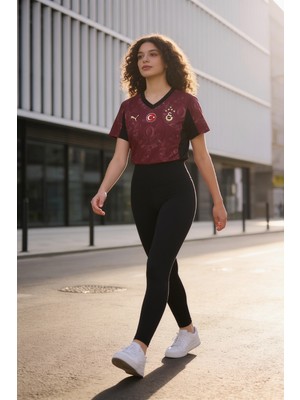 Puma Galatasaray 25/26 Kadın Alternatif Forma Drycell V Yaka Futbol Forması 77981703