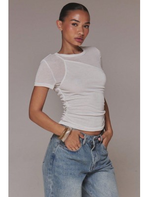 Tarz Cool Kadın Flamlı %100 Pamuk Transparan Detaylı Slim Fit Kısa Kollu Tişört