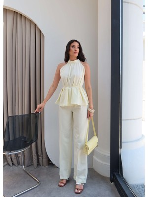 Esra Helvacı Halter Yaka Kuşaklı Bluz Pantolon Takım