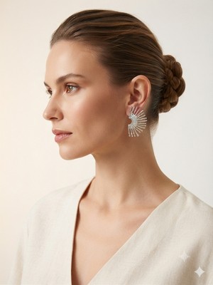 Marem Rhea Jewelry Çelik Silver Geometrik Işın Tasarımlı Kadın Küpe - Modern Statement Günlük ve Özel Gün Küpesi