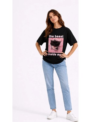 Nevermind The Beast Inside Me Baskılı Unisex Oversize Tişört Siyah Kedi Grafik Tasarım %100 Pamuk Streetwear Tişört