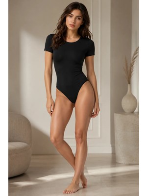 Fevien Kadın Kısa Kollu Pamuklu Bodysuit Alttan Kopçalı Çıtçıtlı Badi Siyah Beyaz Yuvarlak Bisiklet Yaka Esnek Likralı Günlük Basic Body
