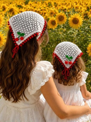 Seyn Accessory Anne Kız Kirazlı Örgü Bandana Ponponlu Tığ Işi Yazlık Saç Bandı El Emeği Aksesuar