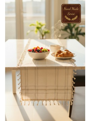 Morlay Handmade | Gümüş Simli Tığ Işi Ajurlu Runner Masa Örtüsü - 50X150 cm Saçak Bağlamalı