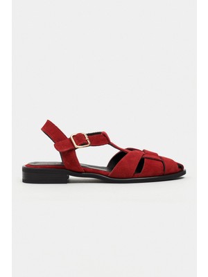 Nişantaşı Shoes Ceres Kırmızı Hakiki Deri Süet Toka Detay Kısa Topuklu Kadın Sandalet