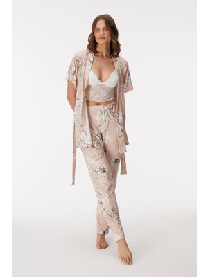 Anıl Kadın Sabahlıklı Dantel Ip Askılı Braletli Pijama Takım