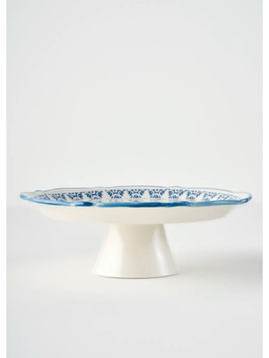 Bella Maison Mabel Stoneware Kek Standı 32 cm – Mavi Kenarlı, Şık ve Dayanıklı Seramik Sunum Tabağı