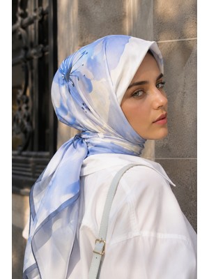 Ebru Tesettür Soft Çiçek Desen Eşarp Serisi Indigo