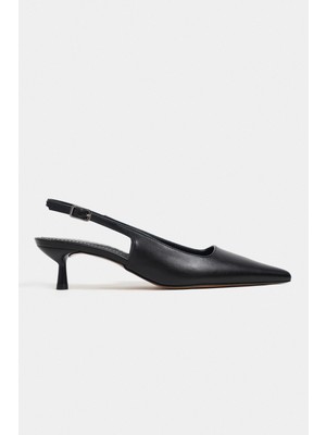 Nişantaşı Shoes Dipsy Siyah Mat Toka Detay Sivri Burun Kadın Topuklu Ayakkabı
