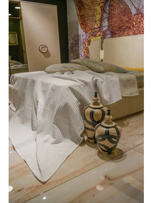 Sofline Premium %100 Pamuk Çift Kişilik Yazlık Pike, Yatak Örtüsü,terletmez Kumaş(PUDRA RENK) (240X200CM)