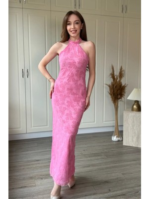 Dilay Gökoğlu Butik Boyun Bağlamalı Jakarlı Tül Midi Elbise