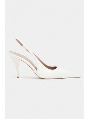 Nişantaşı Shoes Mehru Beyaz Rugan Kemer Detay Sivri Burun Kadın Topuklu Ayakkabı