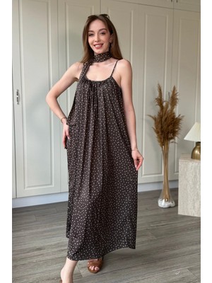 Dilay Gökoğlu Butik Fular Detaylı Pileli Midi Elbise