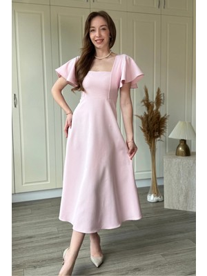 Dilay Gökoğlu Butik Kolu Fırfır Detaylı Zarif Midi Kloş Elbise