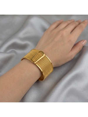 zerfine minimal tokalı geniş kelepçe bileklik –  altın