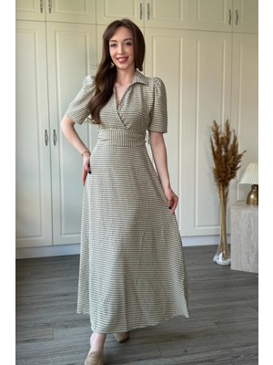 Dilay Gökoğlu Butik Gömlek Yaka Vatkalı Ekose Desen Kemerli Midi Yeşil Elbise