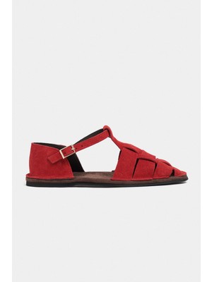 Nişantaşı Shoes Hugel Kırmızı Süet Deri Toka Detay Düz Taban Kadın Sandalet