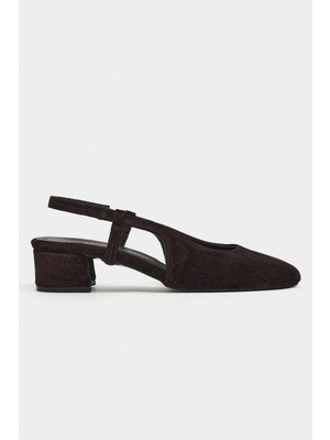 Nişantaşı Shoes Harmony Kahve Süet Deri Küt Burun Kemer Detay Kısa Topuklu Kadın Babet