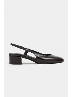 Nişantaşı Shoes Harmony Kahve Rustik Desenli Küt Burun Kemer Detay Kısa Topuklu Kadın Babet
